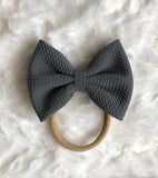 Grey Bow